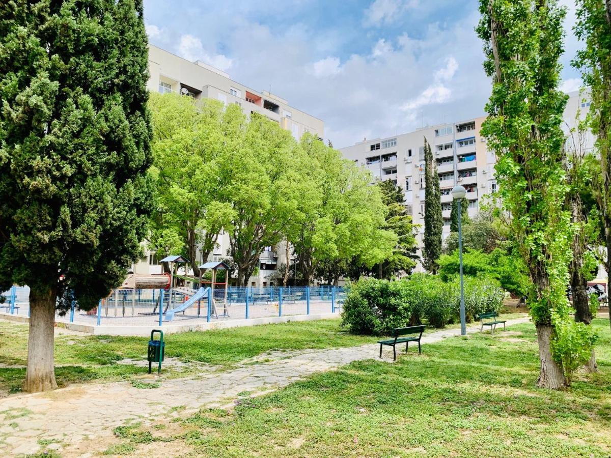The L Place By Split Right Place Екстериор снимка